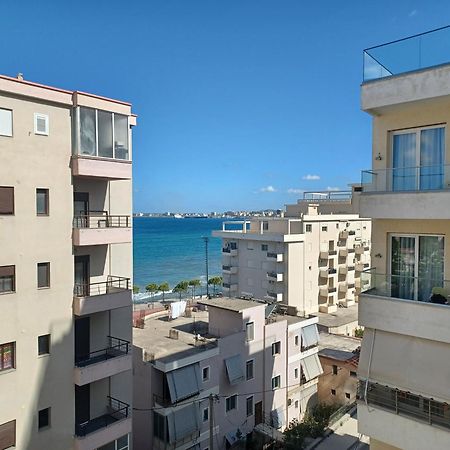 Ari Apartaments فلورا المظهر الخارجي الصورة